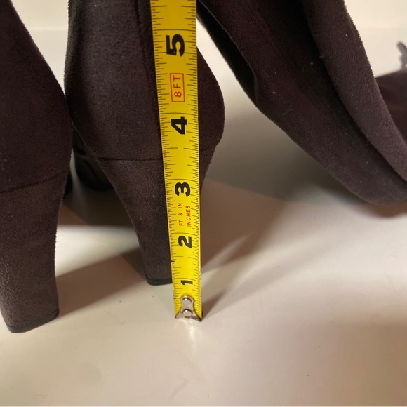 Vince Camunto TAPLEY Over the Knee Round Toe Boots Ash Brown Suede size 6 - Picture 5 of 6